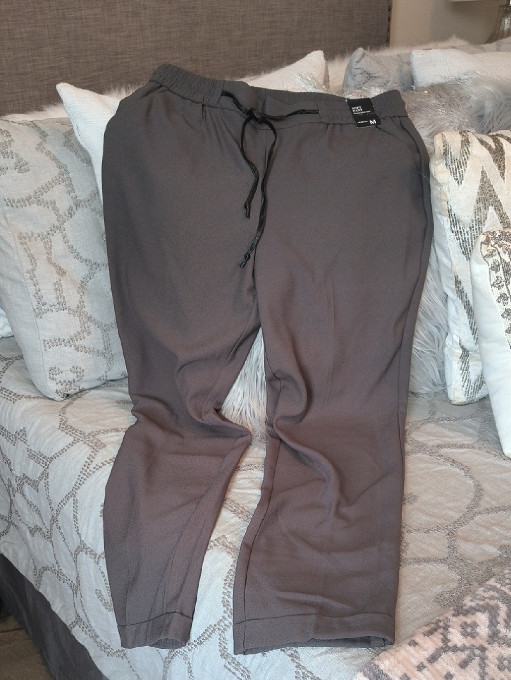Women's NWT Relaxed Drawstring Pants - Gray